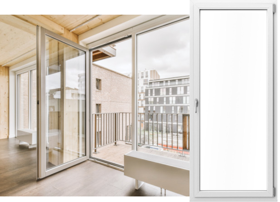 Weisse Kunststoff-Balkontür Weisse Kunststoff-Balkontür