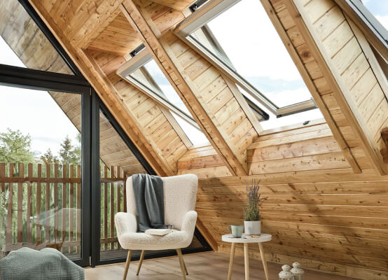 Dachfenster Ropal R4/7 mit Schwingflügel