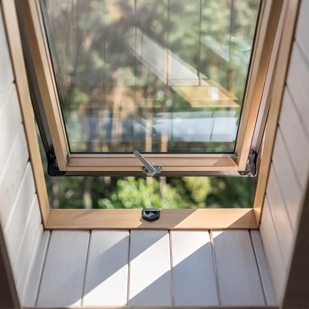 Ropal R4/7 Holz Schwingfenster mit Griff