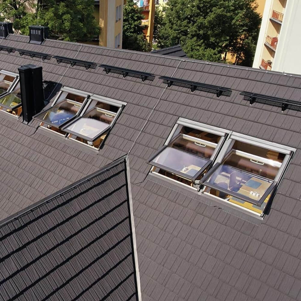 Roto Q4 Kunststoff Einbau im Dach