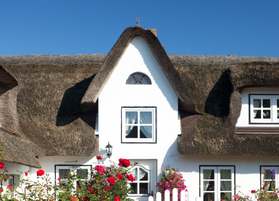 Kleines halbrundes Fenster