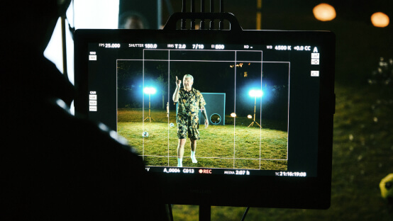 Behind the scenes: Dreh des TV-Spots "Flutlicht" von fenster.com