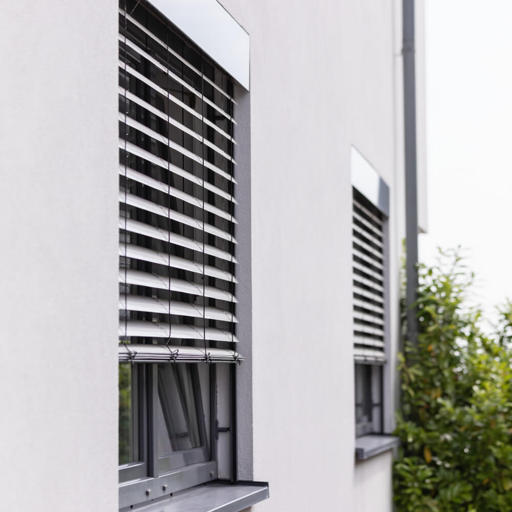 Raffstore Aussenansicht Seite