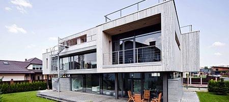 Schüco Fensterprofil in RAL 7023 Betongrau
